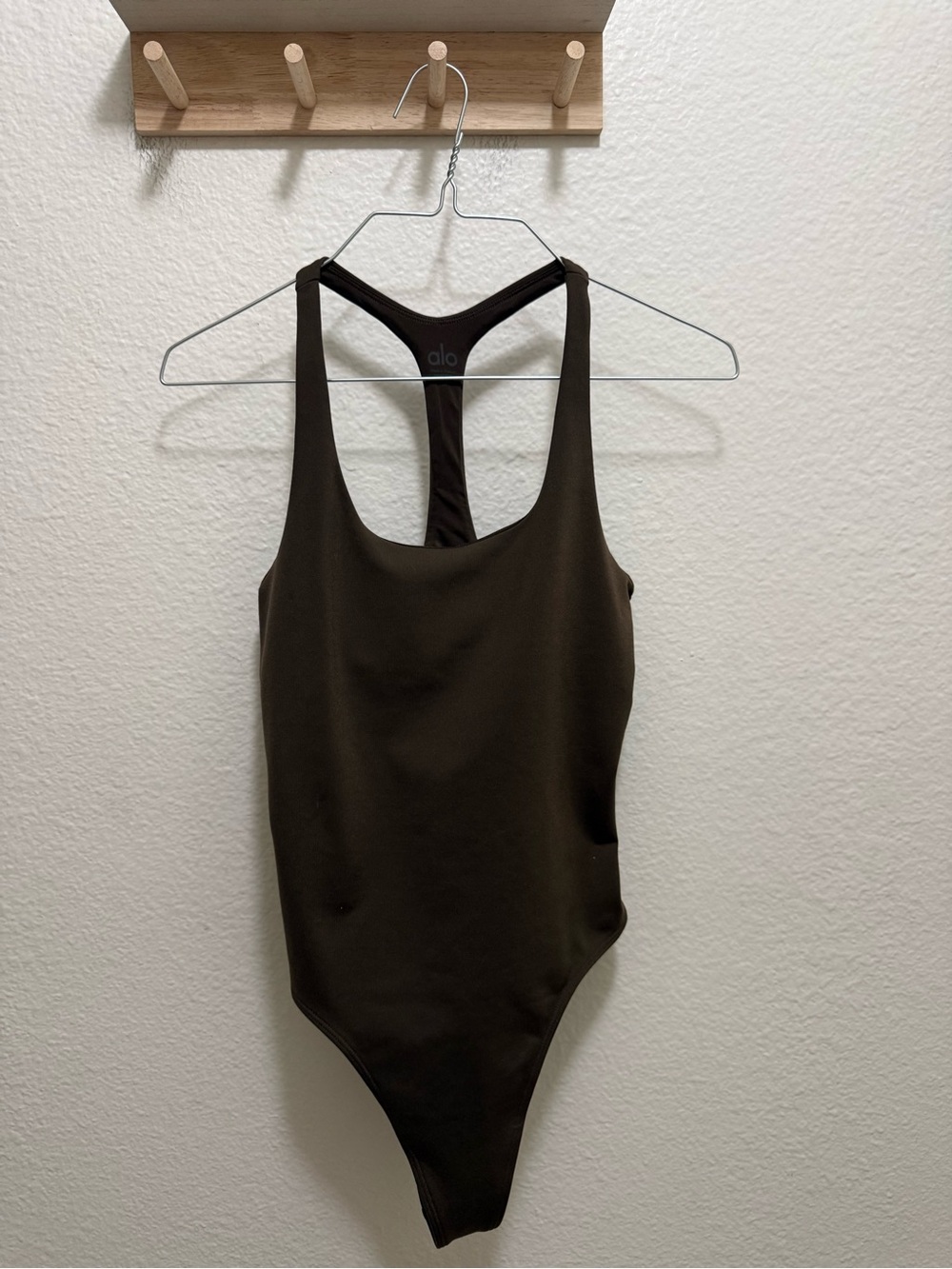 Alo Sleek Back Bodysuit - Picture 3 of 5